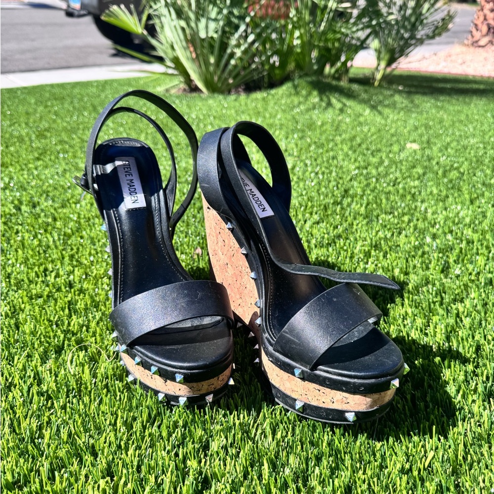 Steve Madden black Wedge Sandals